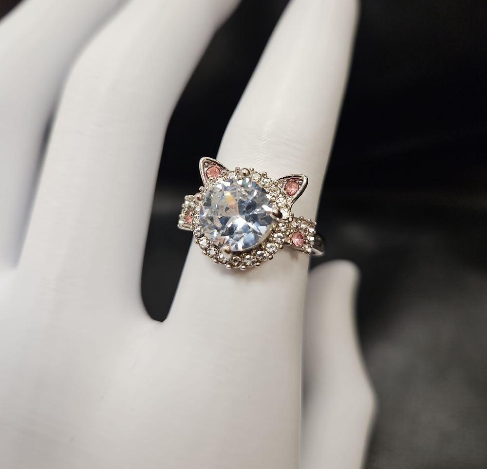Sparkling Cat Ear Halo Ring - Pink Accents